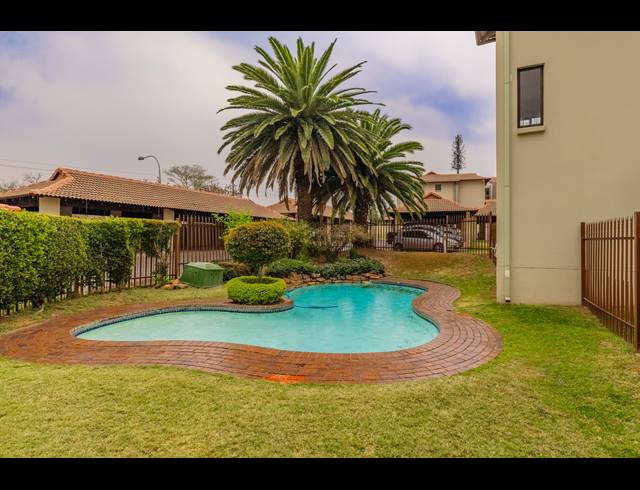 2 BEDROOM APARTMENT FOR SALE IN BROADACRES
